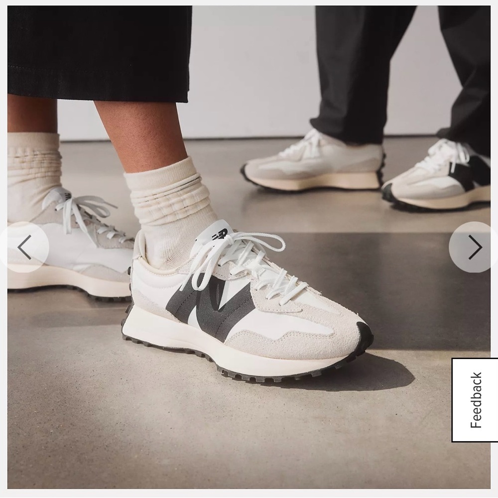 New Balance 327